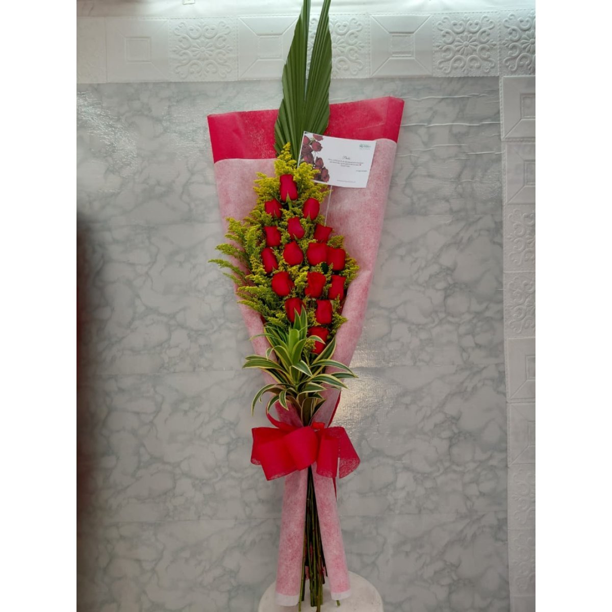 Ramillete de rosas rojas