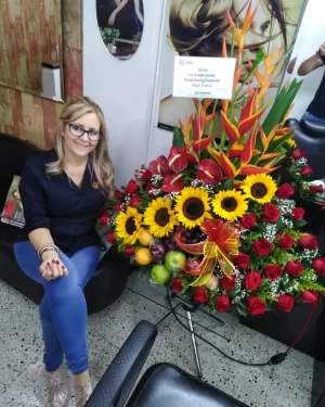 Floristeria-Bello-Antioquia-cerca-de-mi-Bello-Antioquia ERES MI FURURO.png